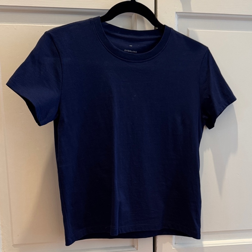 Everlane Box-Cut Tee in Organic Cotton- Navy- new and never washed or worn